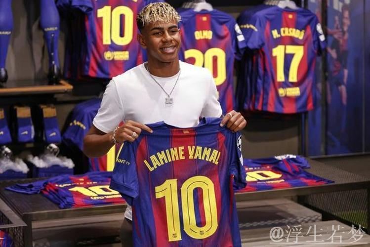 巴萨借亚马尔任意球乌龙首开纪录